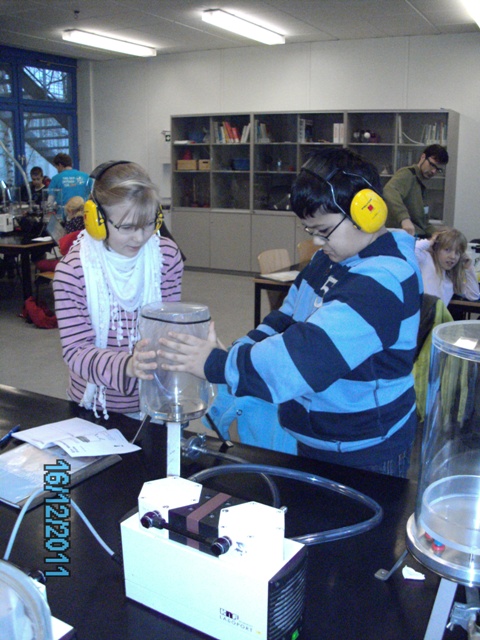 4 Wettkampf mit Folie