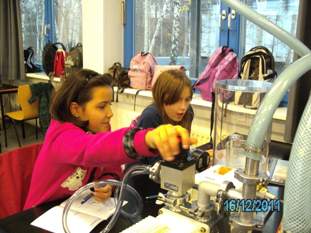 5 Versuch mit Wassersäule